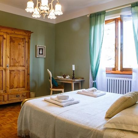 Casa Aloe B&B Монте Сан Савино Стая снимка