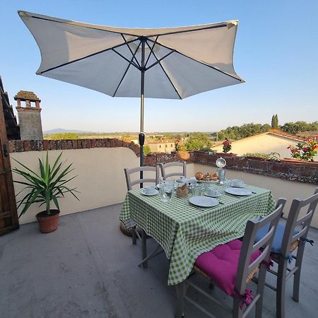 Casa Aloe B&B Монте Сан Савино Екстериор снимка