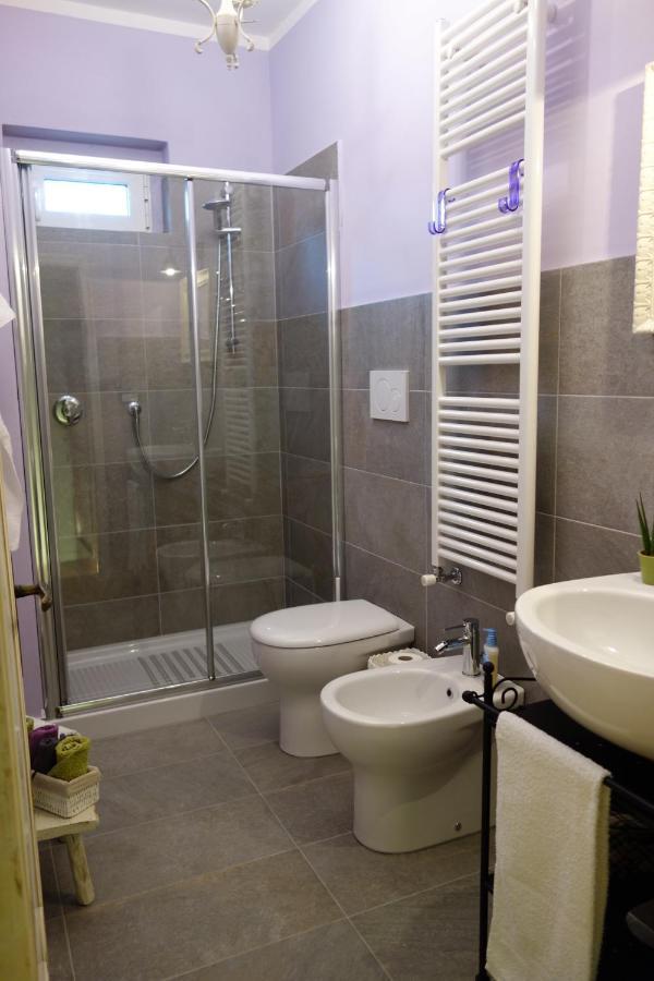 Casa Aloe B&B Монте Сан Савино Екстериор снимка