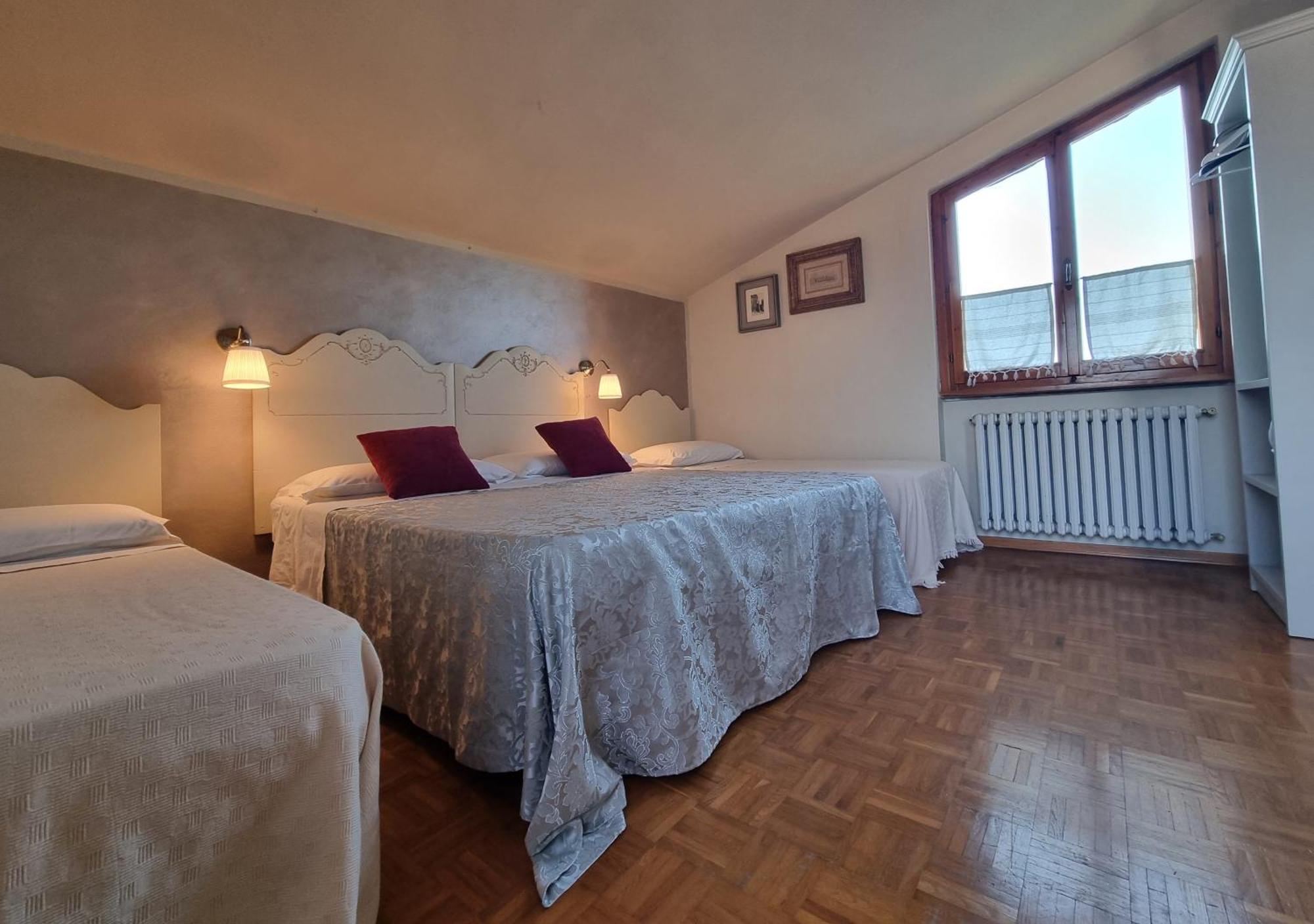 Casa Aloe B&B Монте Сан Савино Екстериор снимка