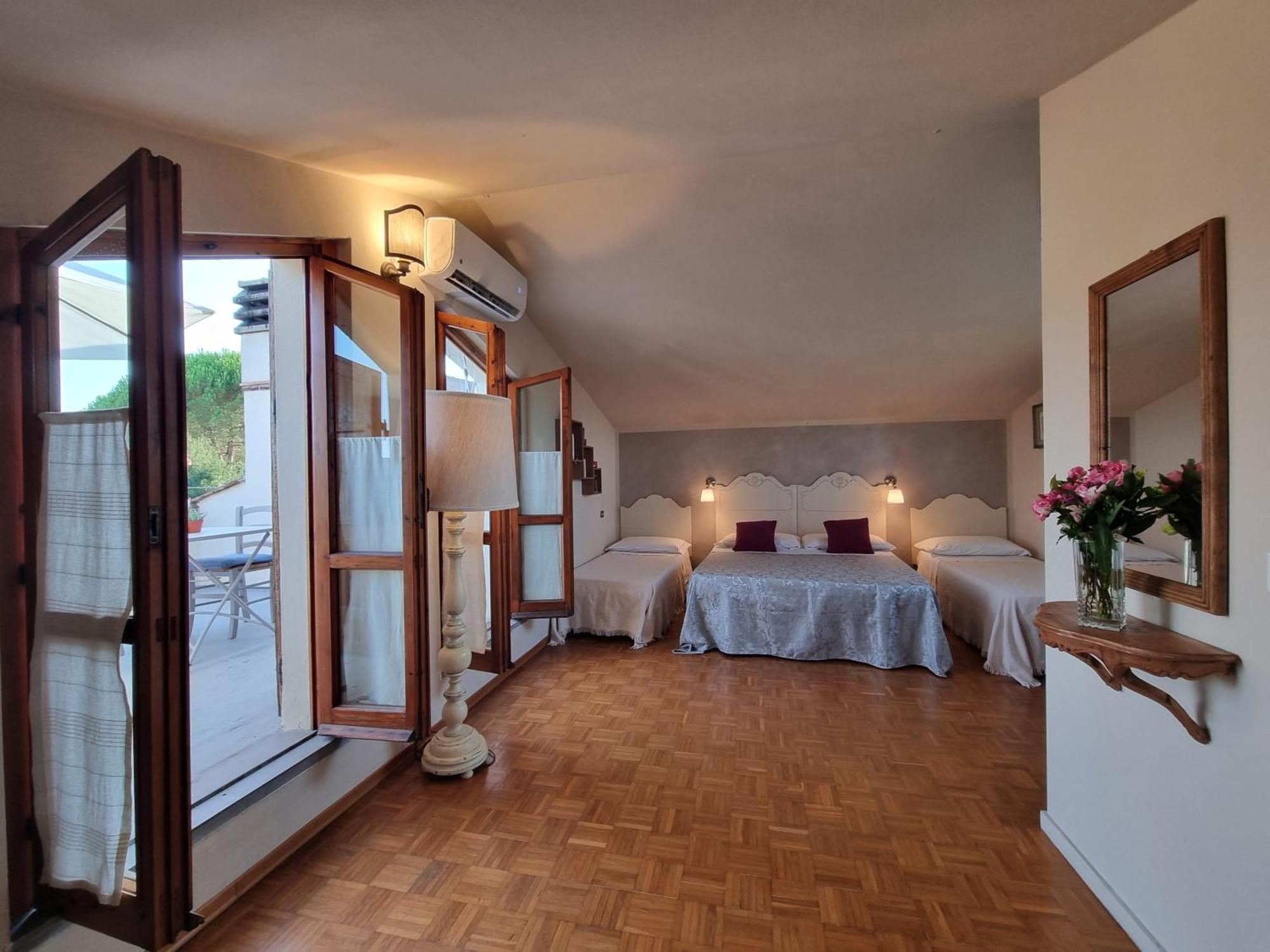 Casa Aloe B&B Монте Сан Савино Екстериор снимка