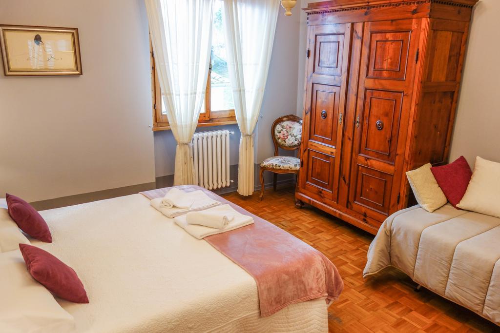 Casa Aloe B&B Монте Сан Савино Екстериор снимка